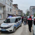 Eve taşlı saldırı yapan 2 şüpheli yakalandı Eve taşlı saldırı yapan 2 şüpheli yakalandı