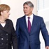 Merkel, Yatsenyuk ve Atambayev ile görüştü Merkel, Yatsenyuk ve Atambayev ile görüştü