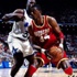 Olajuwon, 'small ball''un uzunları bitirmediğini söyledi Olajuwon, 'small ball''un uzunları bitirmediğini söyledi