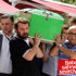 Halil Sezai babasını toprağa verdi