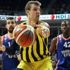 Fener Efes’i uzatmada yıktı