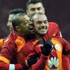 Melo, Sneijder'in kulağını ısırdı! Melo, Sneijder'in kulağını ısırdı!