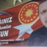 Cumhurbaşkanı Erdoğan afişlerini yırtan çocuklardan şikayetçi olmadı
