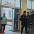 Tartıştığı kayınbiraderini vuran polis meslektaşlarına teslim oldu Tartıştığı kayınbiraderini vuran polis meslektaşlarına teslim oldu