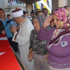 Annenin şehit oğluna vedası herkesi ağlattı Annenin şehit oğluna vedası herkesi ağlattı