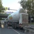 İstanbul'da doğalgaz yüklü tanker alt geçitte sıkıştı
