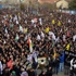 Diyarbakır'da 25 bin kişi Öcalan için yürüdü