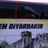 Galatasaray otobüsüne Diyarbakır'da taşlı saldırı