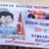 Sen misin Davutoğlu'na önlük giydiren?