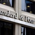 S&P Yunanistan'ı negatif izlemeye aldı