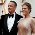 Tom Hanks ve Rita Wilson koronavirüs tedavisinden kurtuldu