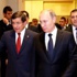 Davutoğlu: Dünya Putin'le alay ediyor
