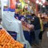 Sokağa çıkma kısıtlamasına dakikalar kala marketlerde ... Sokağa çıkma kısıtlamasına dakikalar kala marketlerde ...
