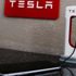 Tesla'nın akıllı telefonlar için Powerbank ve Desktop Supercharger cihazları satışa sunuldu