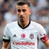 Beşiktaş yıldız futbolcu Oğuzhan Özyakup ile 4 senelik yeni sözleşme imzaladı