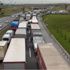 Yol kapandı! 25 kilometre araç trafiği oluştu Yol kapandı! 25 kilometre araç trafiği oluştu