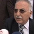 MHP adayı Ekmeleddin İhsanoğlu, AK Parti ve CHP stantlarında MHP adayı Ekmeleddin İhsanoğlu, AK Parti ve CHP stantlarında