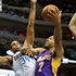 Mavericks'ten Lakers'a 34 sayı fark