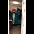 3 küçük çocuğun kaza anındaki kurtuluşu kameralara yansıdı 3 küçük çocuğun kaza anındaki kurtuluşu kameralara yansıdı