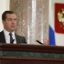 Medvedev: Rusya beklenenden daha az küçülecek