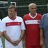 Efsane futbolcular 15 Temmuz şehitleri için sahaya çıktı