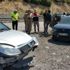 Otomobil meyve alanlara çarptı: 4 yaralı Otomobil meyve alanlara çarptı: 4 yaralı