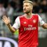 Arsenal da Shkodran Mustafi ameliyat edildi