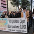 Ünye'de 17-25 Aralık protestosu "Sizin çocuklarınız çalıyor, bizim çocuklarımız ölüyor" Ünye'de 17-25 Aralık protestosu "Sizin çocuklarınız çalıyor, bizim çocuklarımız ölüyor"