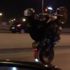 Motosikletli maganda kentte trafiği birbirine kattı Motosikletli maganda kentte trafiği birbirine kattı