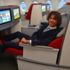 20 yaşında, 'First Class'ta uçup üstüne para alıyor 20 yaşında, 'First Class'ta uçup üstüne para alıyor