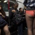 Metroda yine soyundular