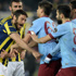 Egemen'den Aykut'a tokat