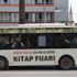 Bu otobüste herkes kitap okuyor! Bu otobüste herkes kitap okuyor!