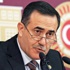 İhsan Özkes kimdir?