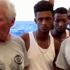 Richard Gere'den Akdeniz'de mahsur kalan göçmenlere ziyaret