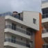 Pompalı tüfekle 2 kişiyi rehin aldı