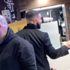 Ünlü şarkıcıdan fast food restoranında dudak uçuklatan bahşiş! Ünlü şarkıcıdan fast food restoranında dudak uçuklatan bahşiş!