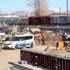 Devrilen vincin bomu altında kalan işçi ağır yaralandı Devrilen vincin bomu altında kalan işçi ağır yaralandı