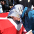 Kars şehidine veda etti Kars şehidine veda etti