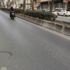 Vatandaşlar yaya geçidi istedi, caddedeki geçit de kapandı Vatandaşlar yaya geçidi istedi, caddedeki geçit de kapandı