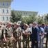Hakkari Valisi Toprak, Yüksekova'da vatandaş, mehmetçik ve korucularla bayramlaştı