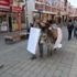 Eşeğe akü ve siren takıp eylem yaptı