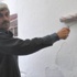 Yaralı genç pes dedirtti!