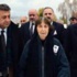 Tramvay yoluna ağaç devrilince seferler durduruldu Tramvay yoluna ağaç devrilince seferler durduruldu
