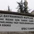 Şişli Camii duvarına 1 Mayıs pankartı