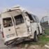 İşçi servisine TIR çarptı: 15 yaralı İşçi servisine TIR çarptı: 15 yaralı