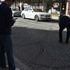 Annesinin elini bırakıp karşıya geçerken otomobilin altında kaldı