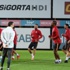 Galatasaray'da milliler de Florya'da
