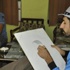 Çaycı ressam, yetim ve öksüzler için resim sergisi açtı Çaycı ressam, yetim ve öksüzler için resim sergisi açtı