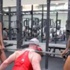 Bradley Martyn'in iki kızla ağırlık çalışması
